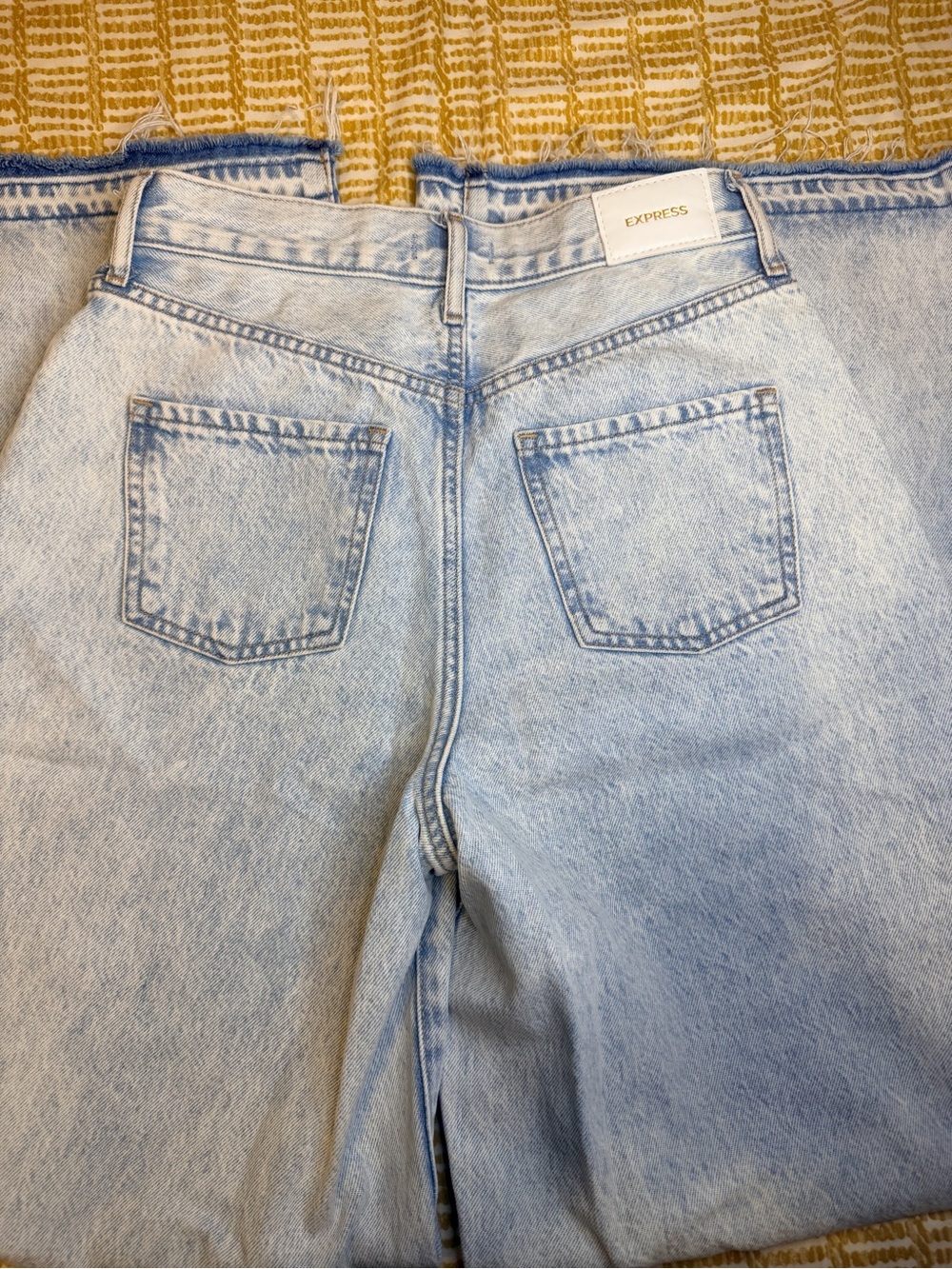 Express Light Wash Wide Leg Jeans - Picture 5 of 7